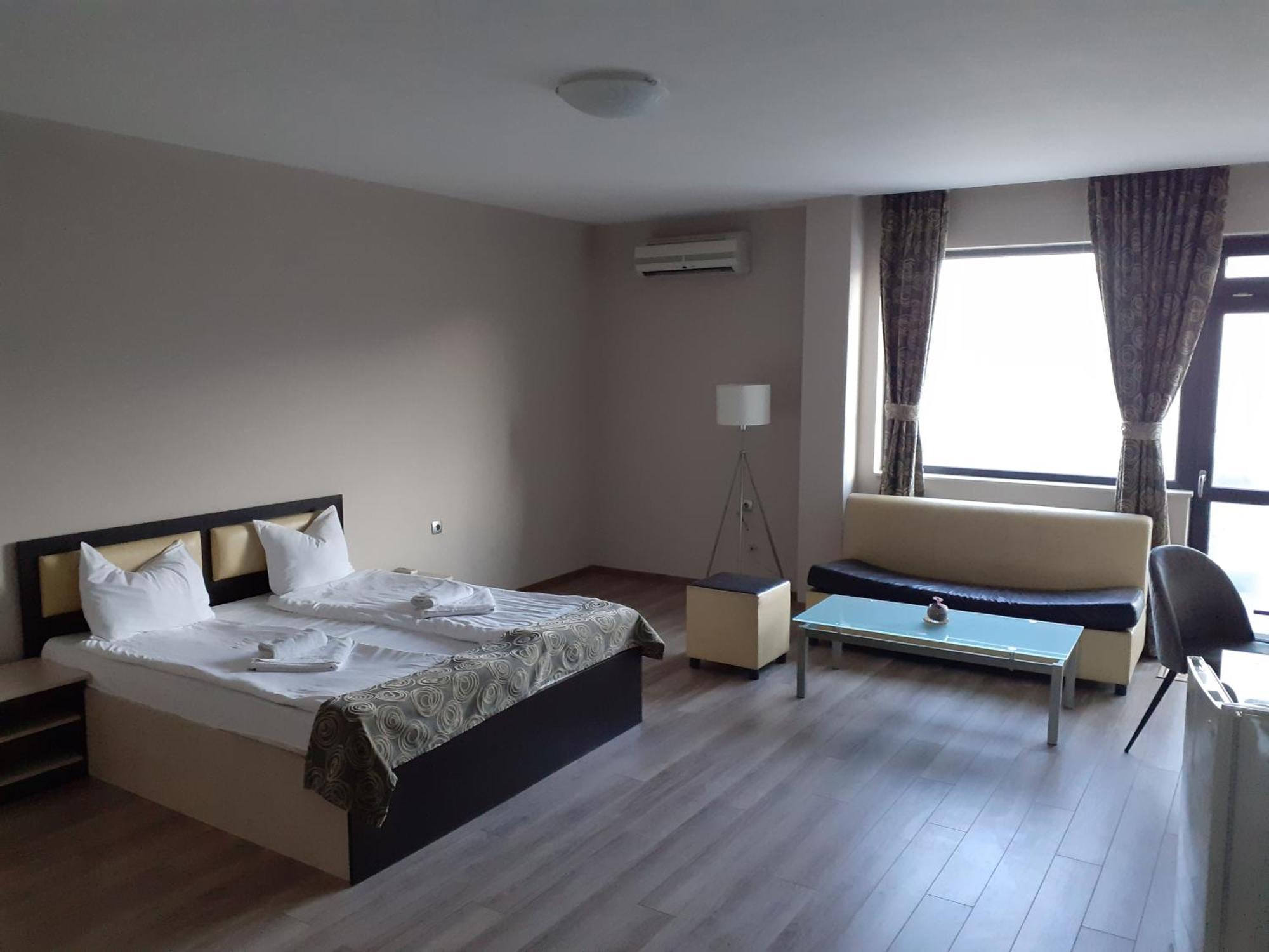 Alexander Hotel 아세노브그라드 외부 사진